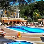 Meril Hotel